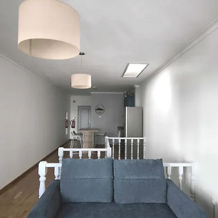 Couette-café Bee Invitee - Local