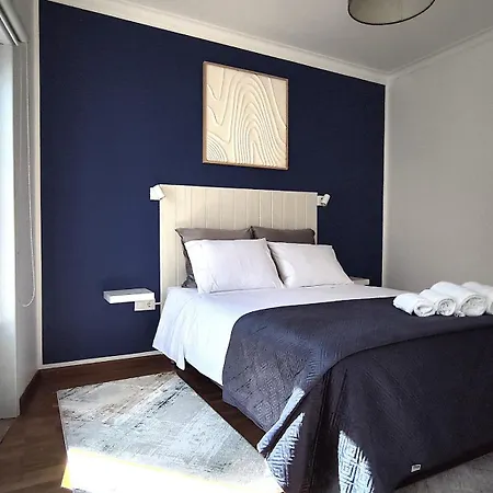 Couette-café Bee Invitee - Local 3*