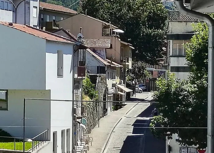 Frühstückspension Bee Invitee - Local